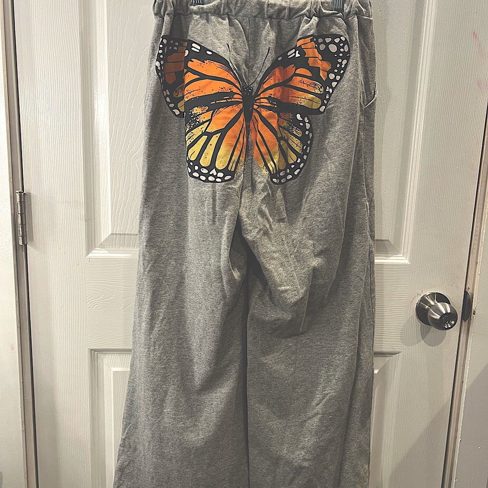 Oversized sweatpants